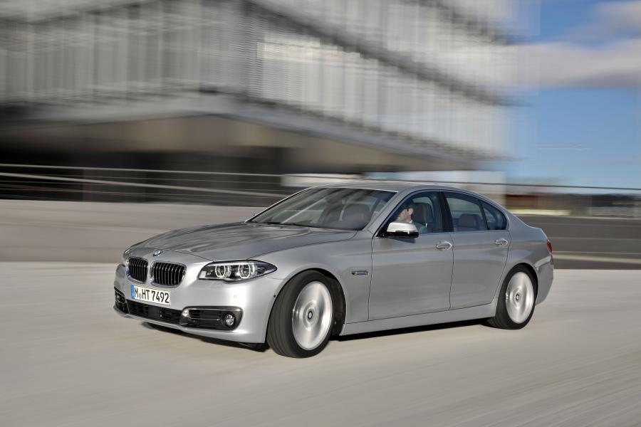  BMW 535i Sedan Luxury Line (F10) 2013 года  (фото 4 из 40)